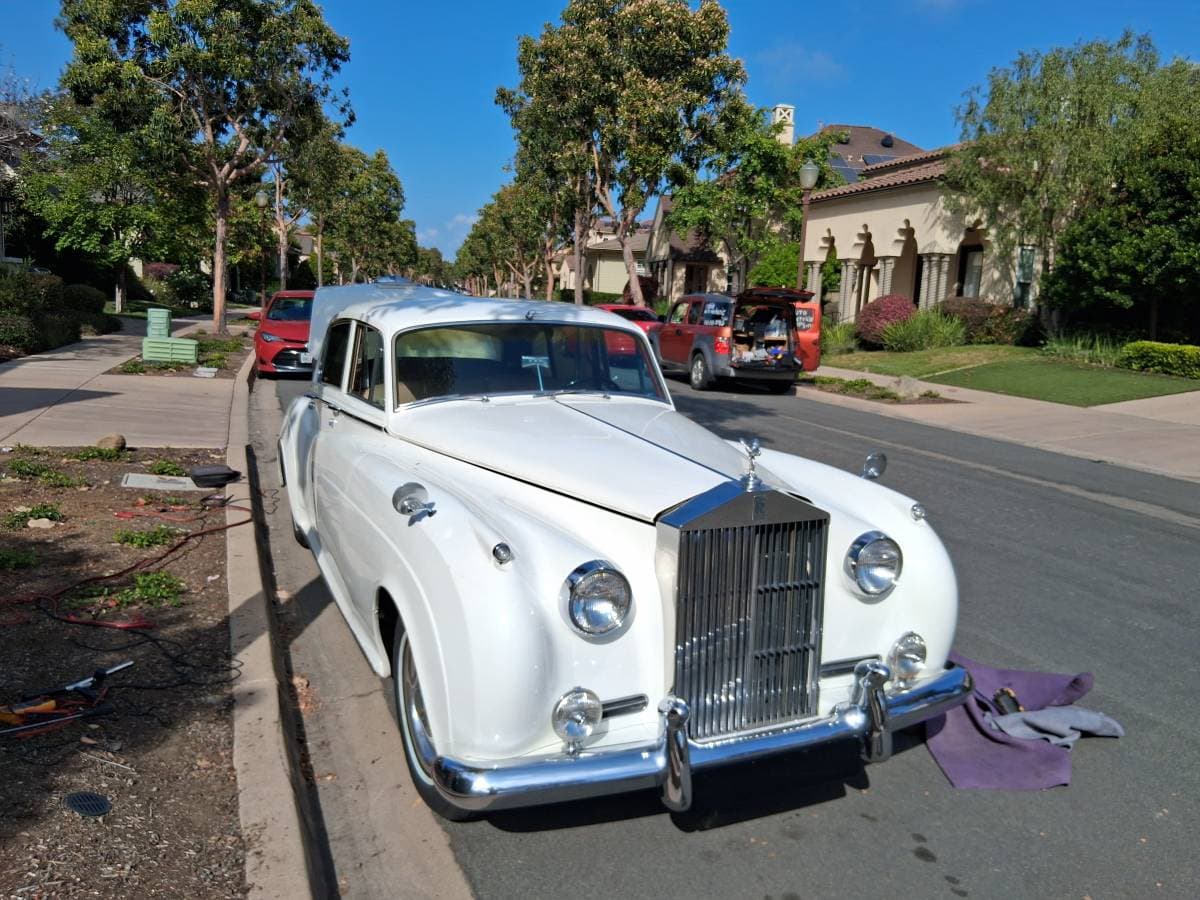 Picture of a Rolls Royce electrical system being repaired by FIX 4 U mobile mechanic